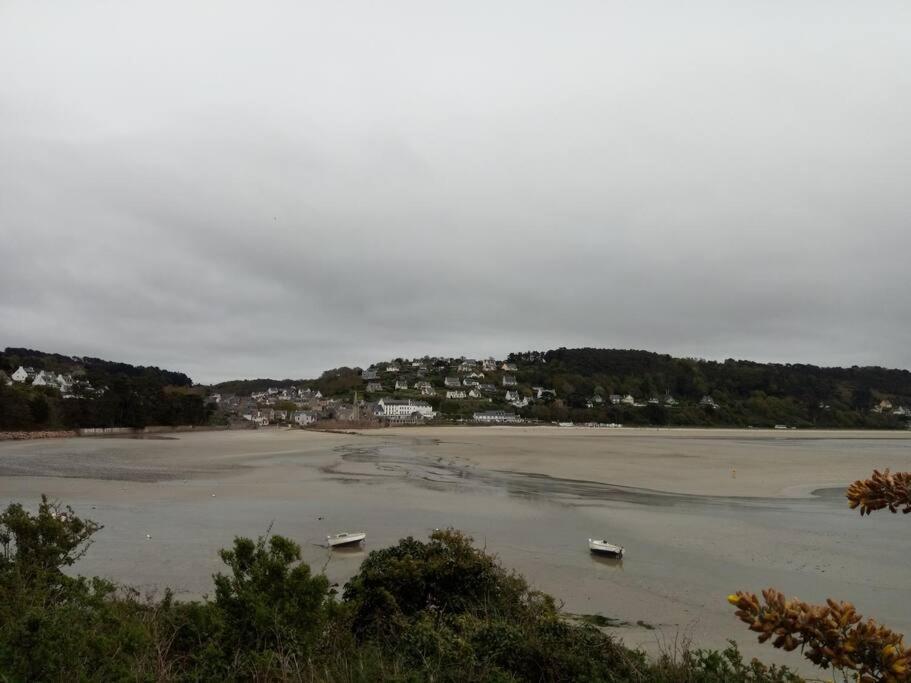 Appartement A 50M De La Plage Saint-Michel-en-Grève 外观 照片